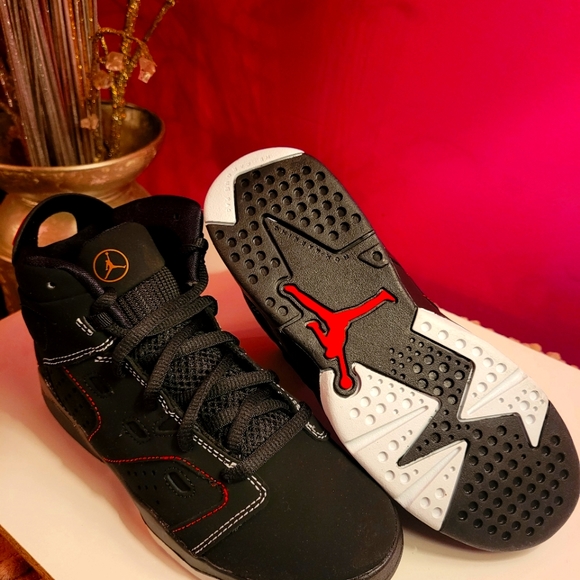 Shoes - Picture 3 of 3